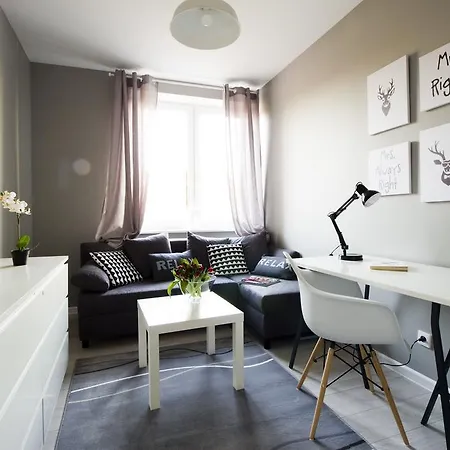 Kamienica Legionow アパート *